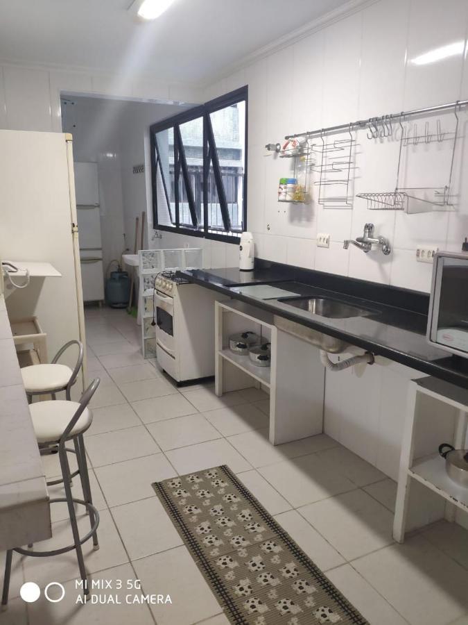 Apartamento Amplo A Menos De 400 Metros Da Praia Localizado Proximo A Praca Da Brunella, Area Nobre Do Guaruja. Exteriör bild