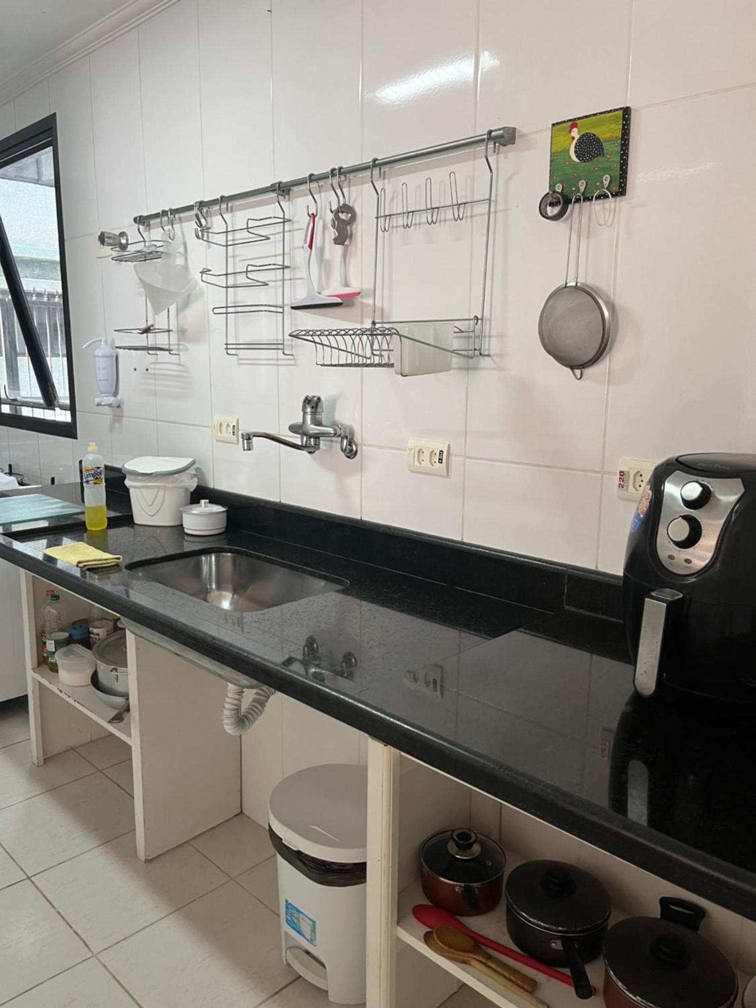 Apartamento Amplo A Menos De 400 Metros Da Praia Localizado Proximo A Praca Da Brunella, Area Nobre Do Guaruja. Exteriör bild